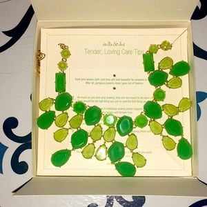 Stella and Dot monochrome green necklace